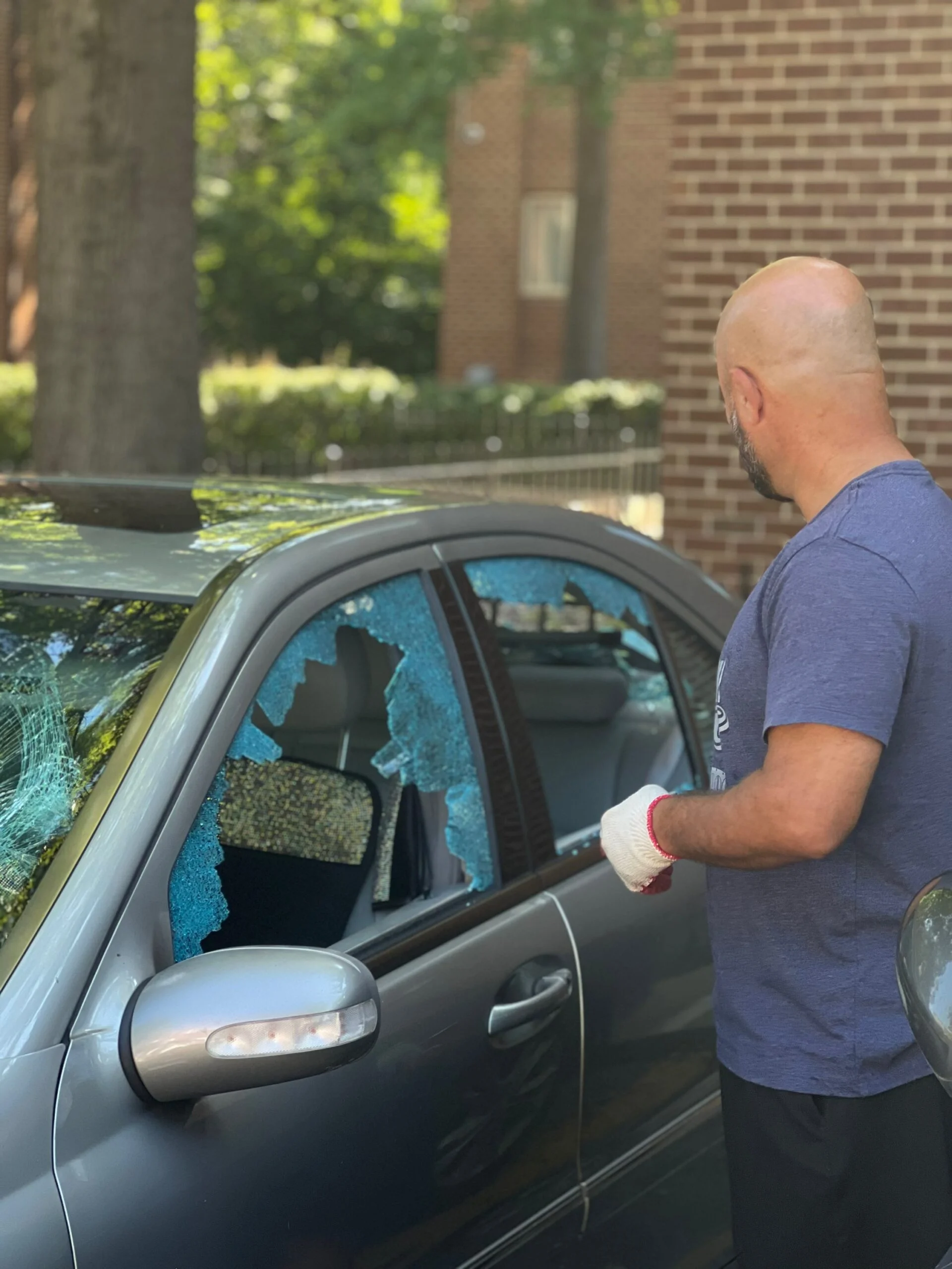 Auto Glass Replacement Service In Vienna, VA 22182 US